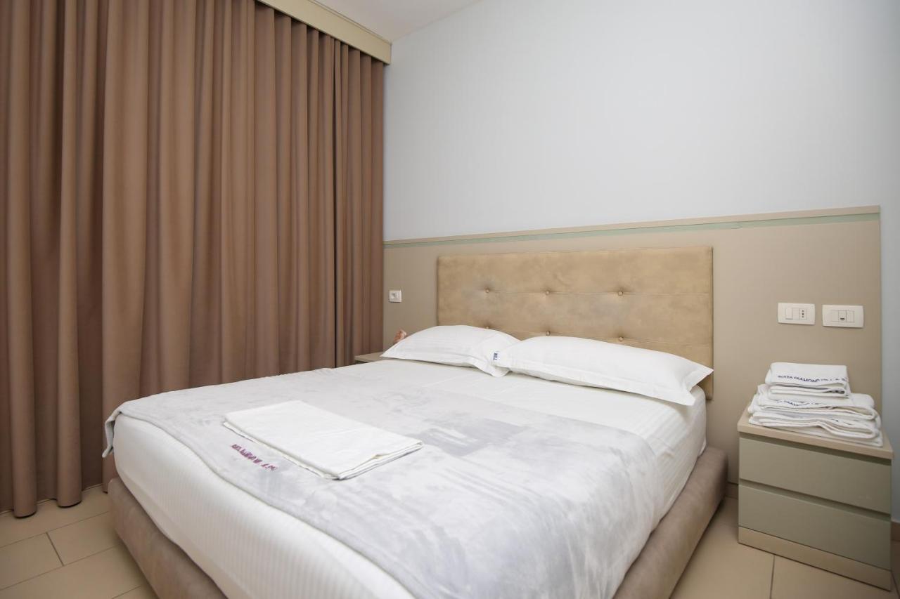 Diamond Hill Resort & Spa Vlorë Esterno foto