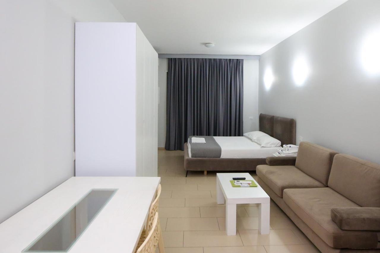 Diamond Hill Resort & Spa Vlorë Esterno foto